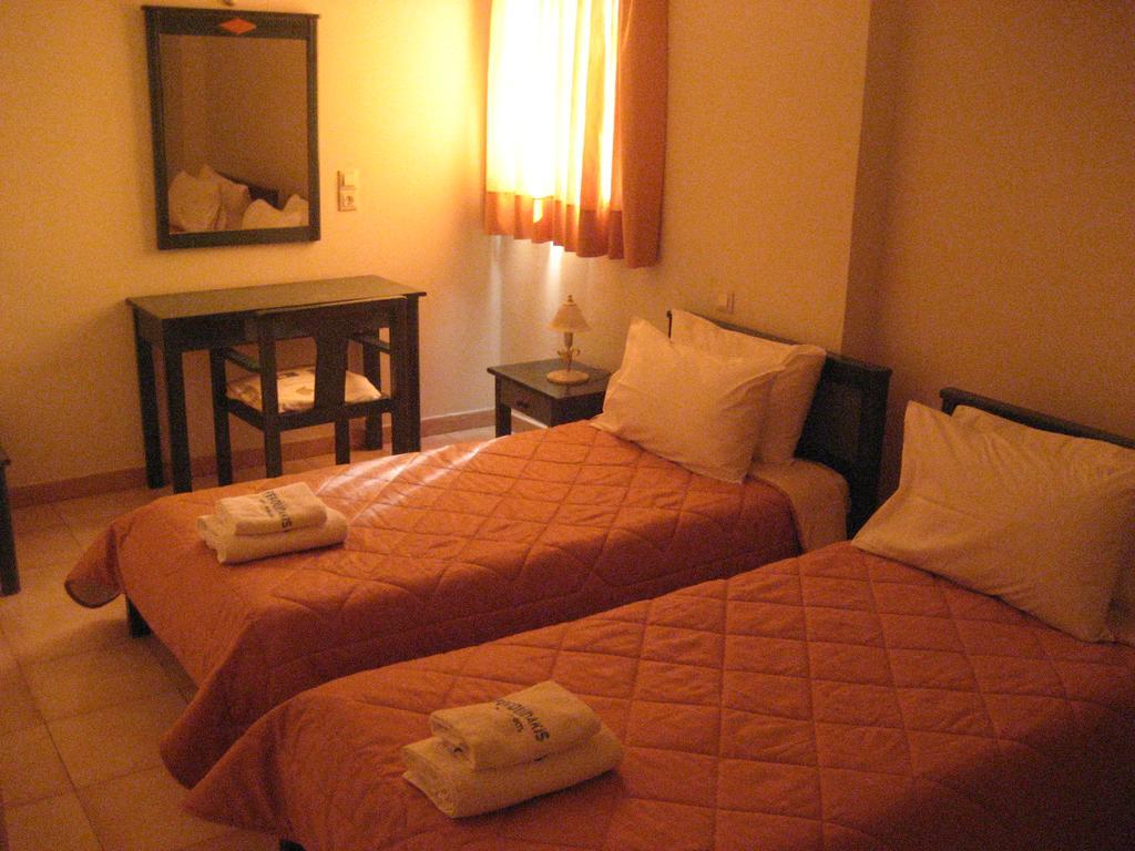 Kyveli Hotel Apartments Vrontados Экстерьер фото
