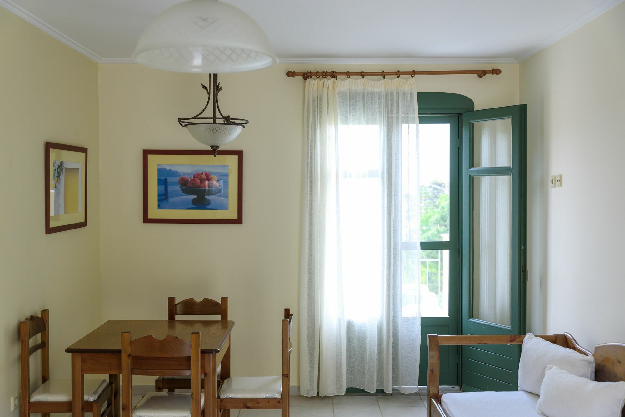 Kyveli Hotel Apartments Vrontados Экстерьер фото